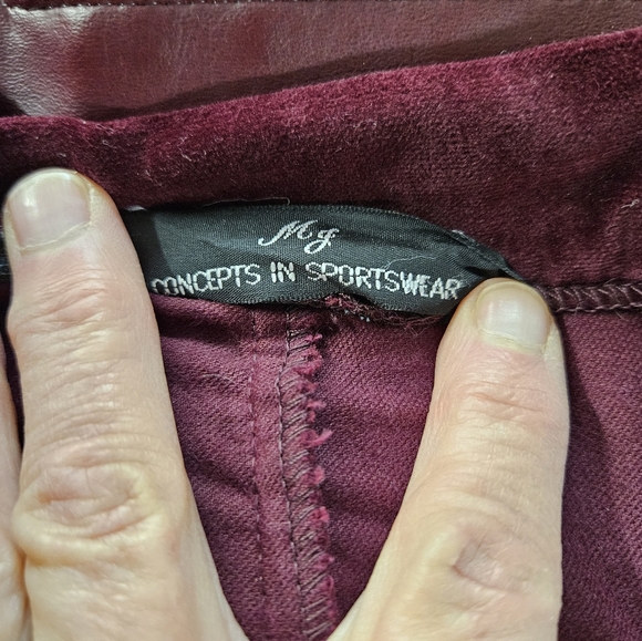 Vintage 70's wine Blazer & Skirt - Picture 12 of 15